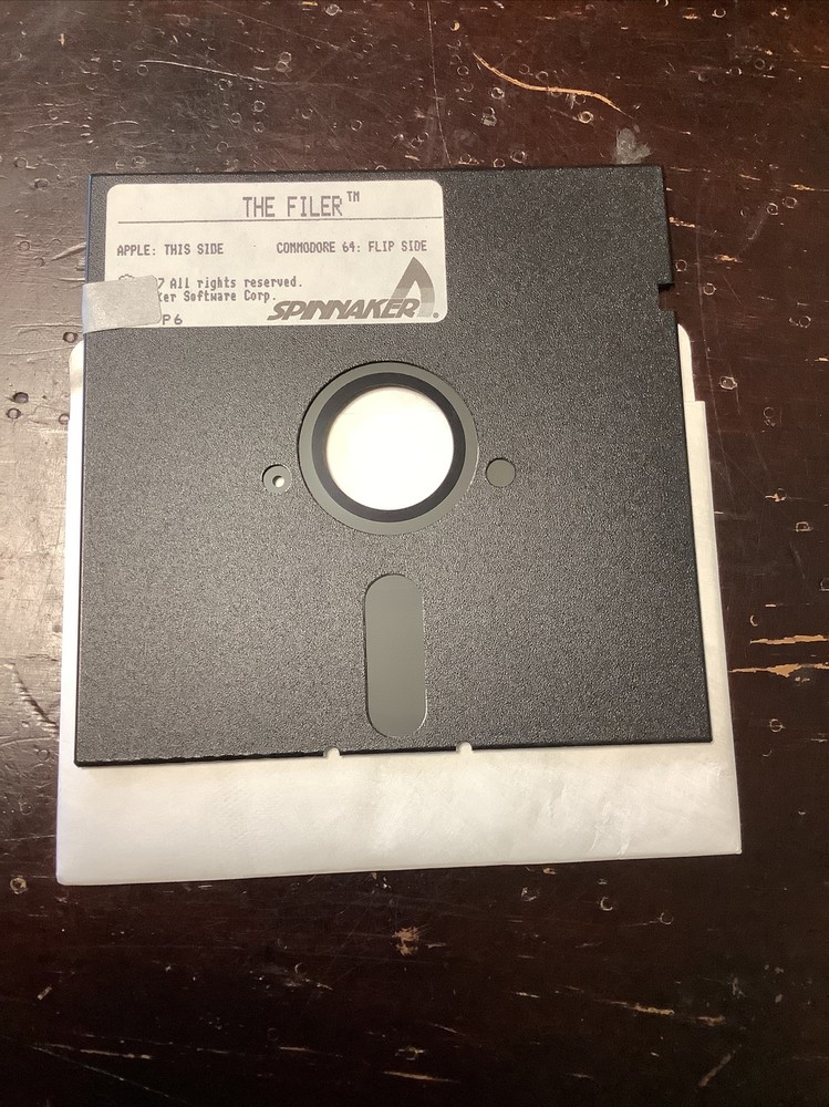 Easy Working From Spinnaker the Filer Commodore IBM & Apple Computer Disk 5.25”