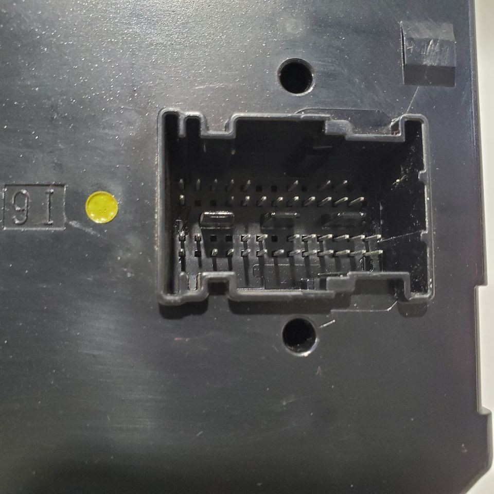 2014 Mercedes E550 OEM Rear Trunk Sam Module 5dk011023