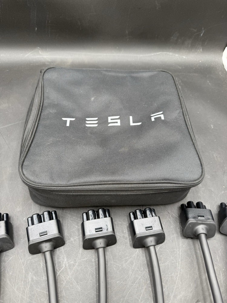 Tesla Power Adapter Kit Excellent Condition