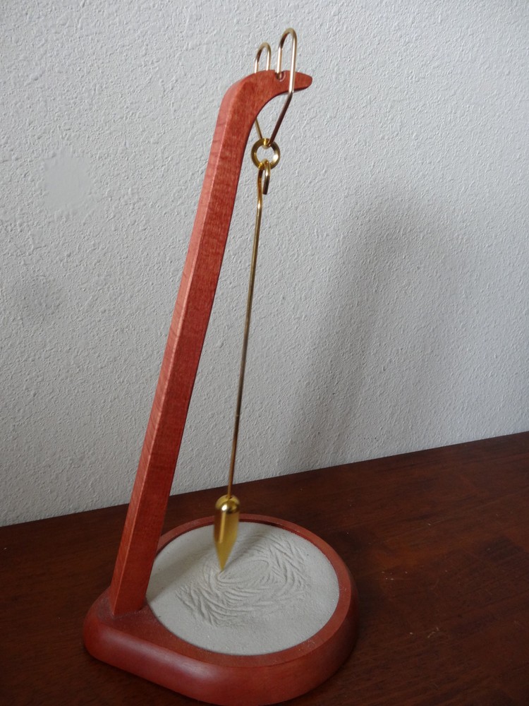 13" Cherry Sand Art Pendulum