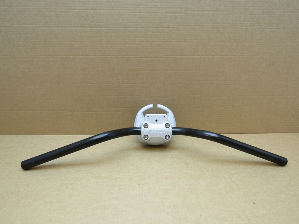 Piaggio 1 2022 handlebars (13479)
