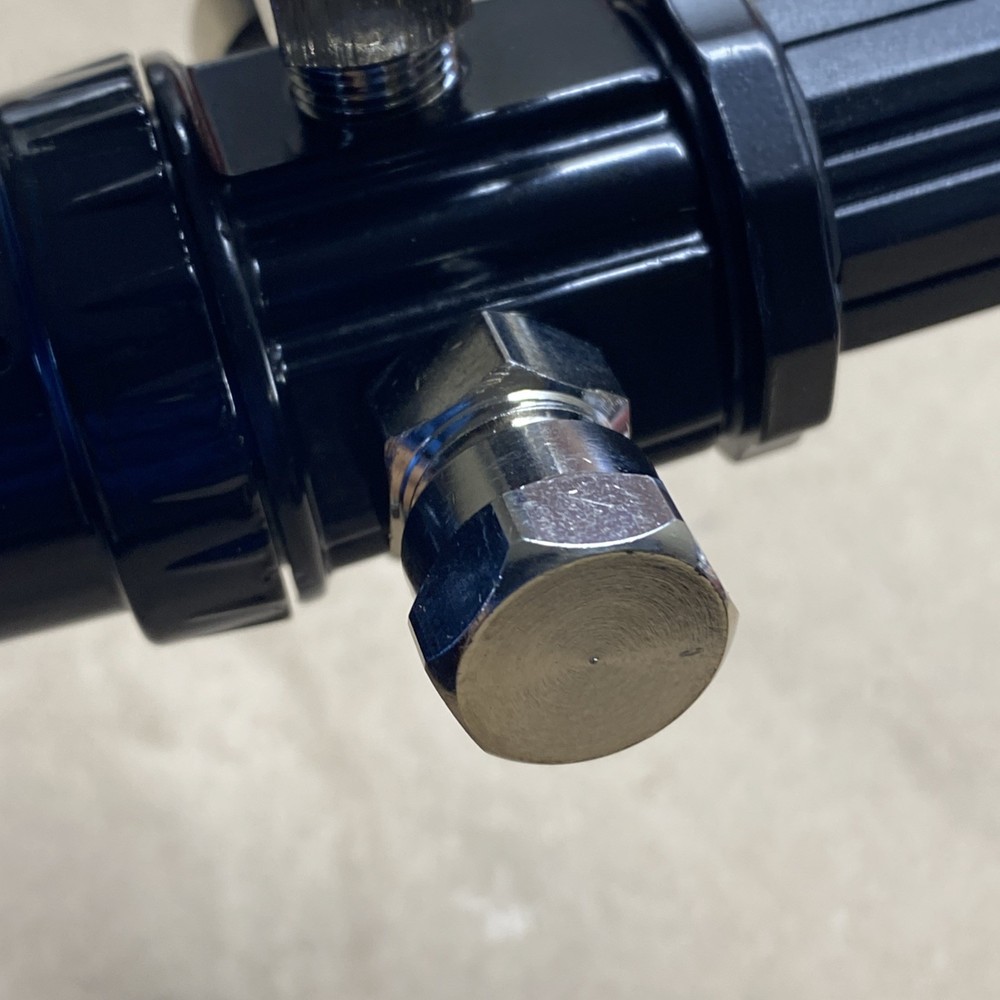 IWATA 100 PSI SPRAY REGULATOR