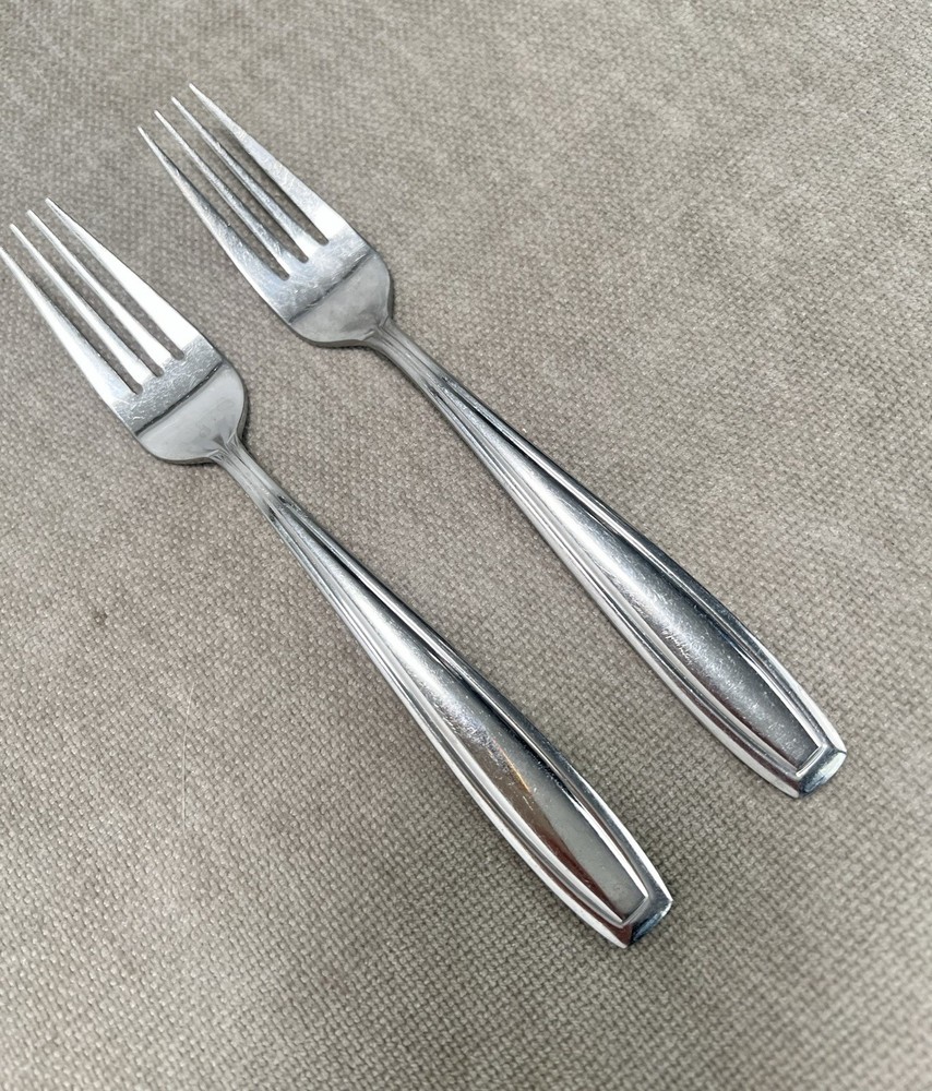 Oneida SATIN BRISTOL EVERDALE Stainless 18/0 Dinner Fork Silverware Flatware (2)