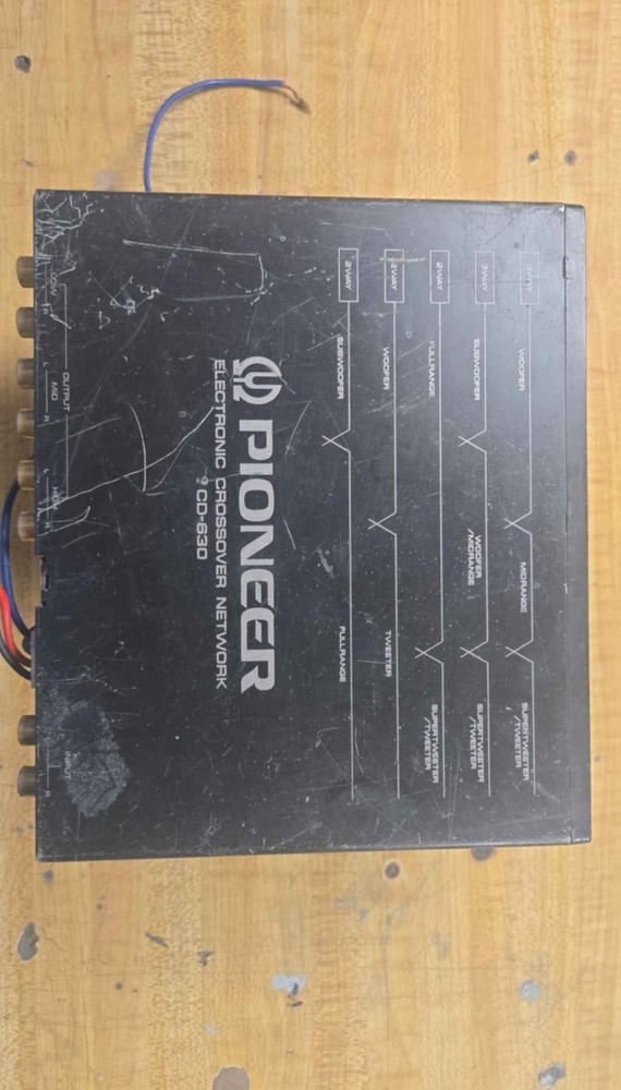 Vintage Pioneer CD-630 Electronic Crossover