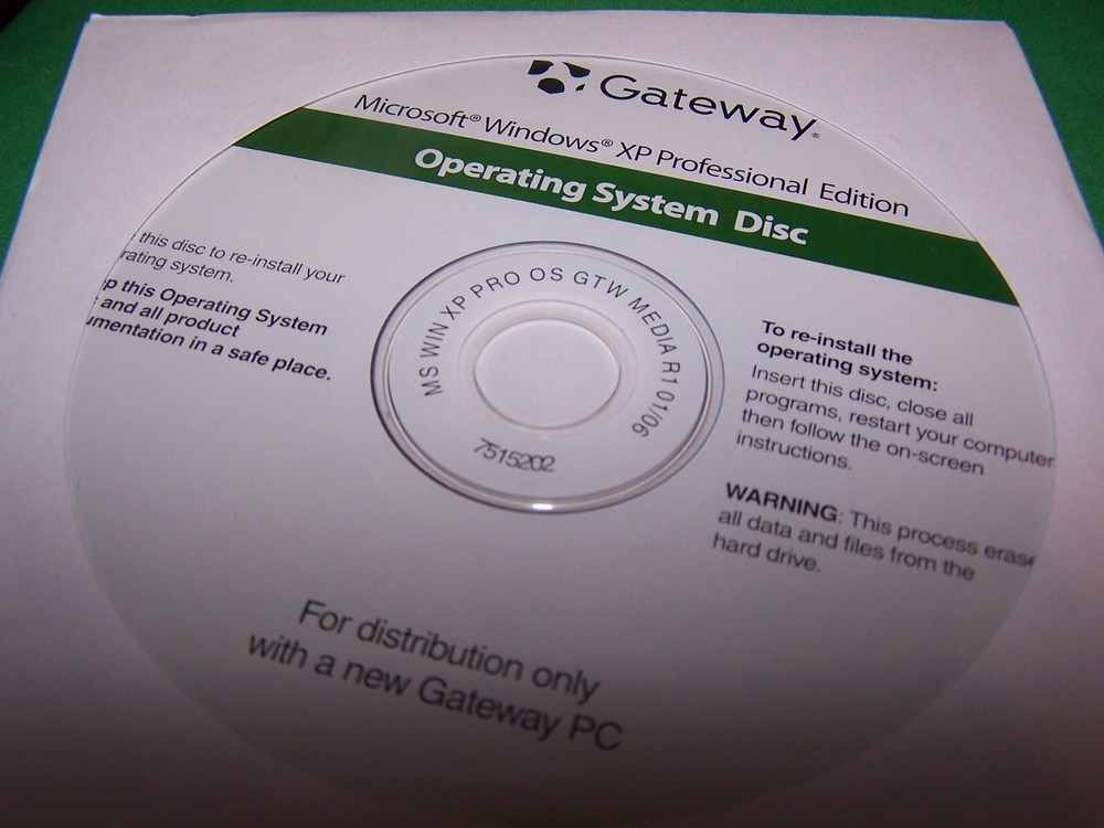 Gateway Microsoft Windows XP Operating System Restore Disc for Gateway PC