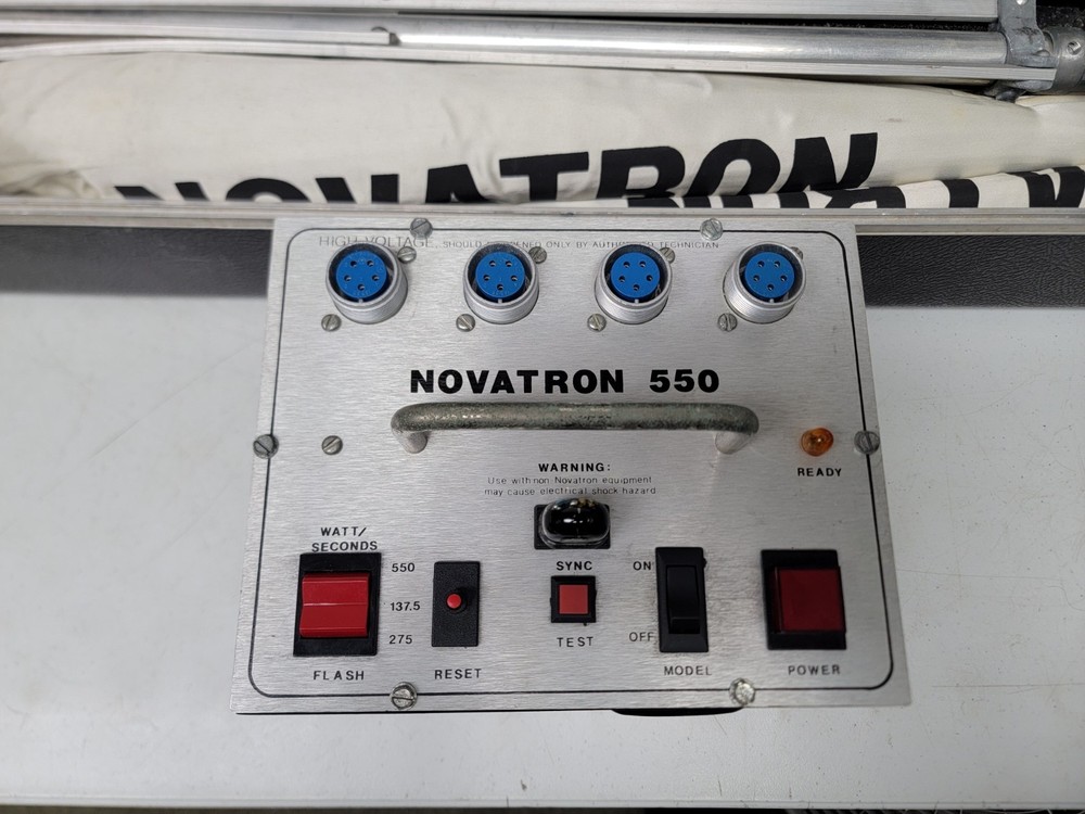 Novatron 550 Lighting Kit in Hard Case