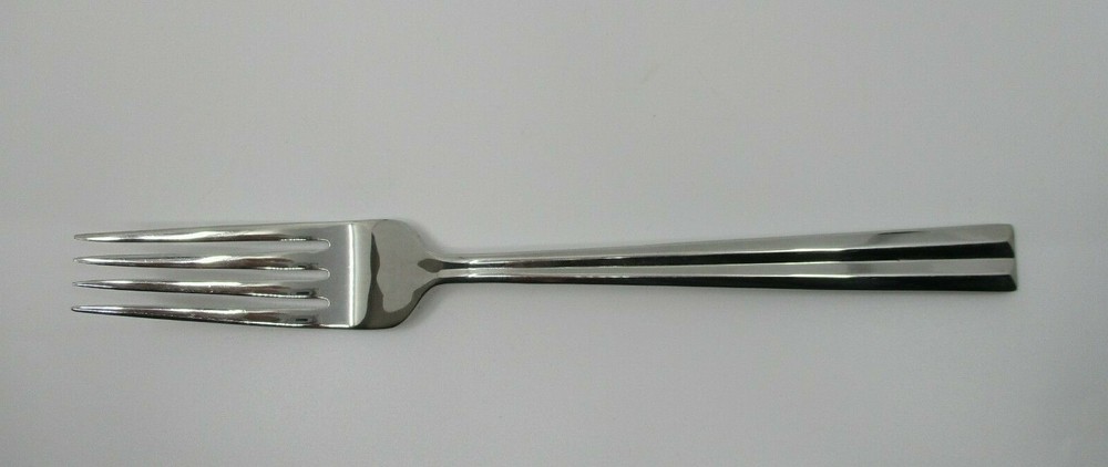 GORHAM STAINLESS GRAND MANOR DINNER FORK  - 8 1/8" - 6E
