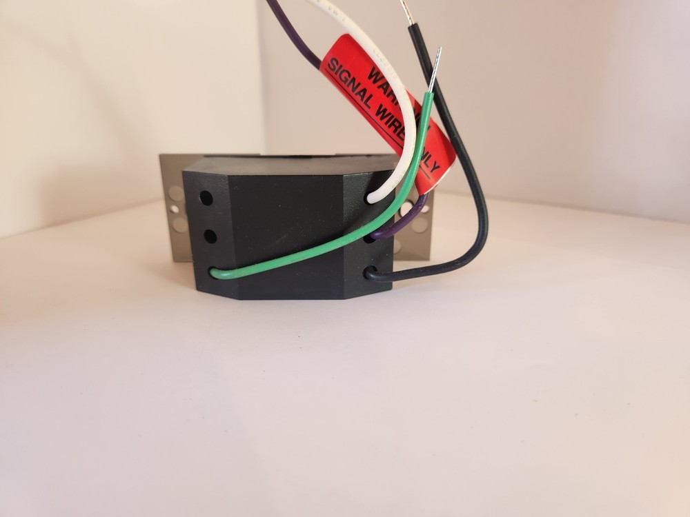 Lightolier Multiset Global 2 scene Remote MSRS Smoke