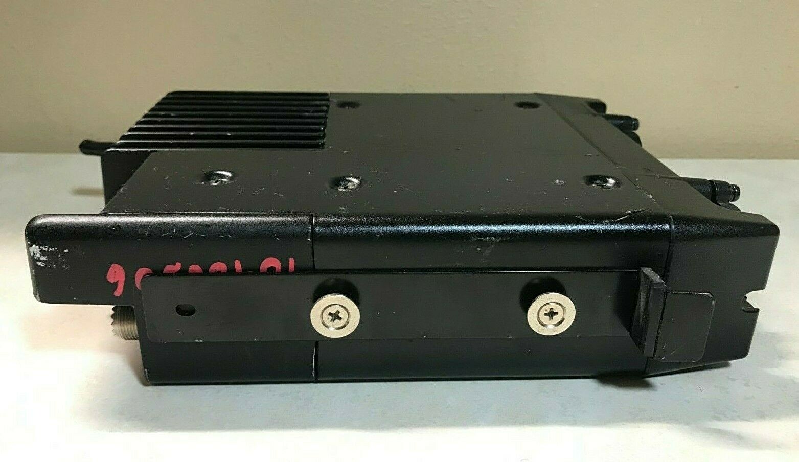 Kenwood TK-890 UHF Radio 450-490 MHz with KRK-7DB Dual Band Remote Mount