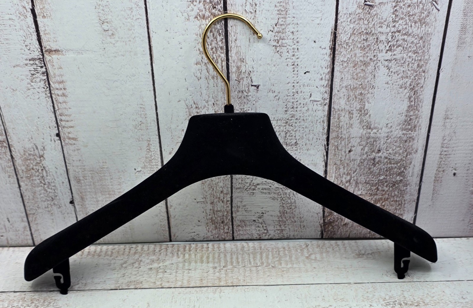 7X Authentic Chanel Black Velvet Hanger Gold CC Logo & Hook Coat Jacket Non Slip