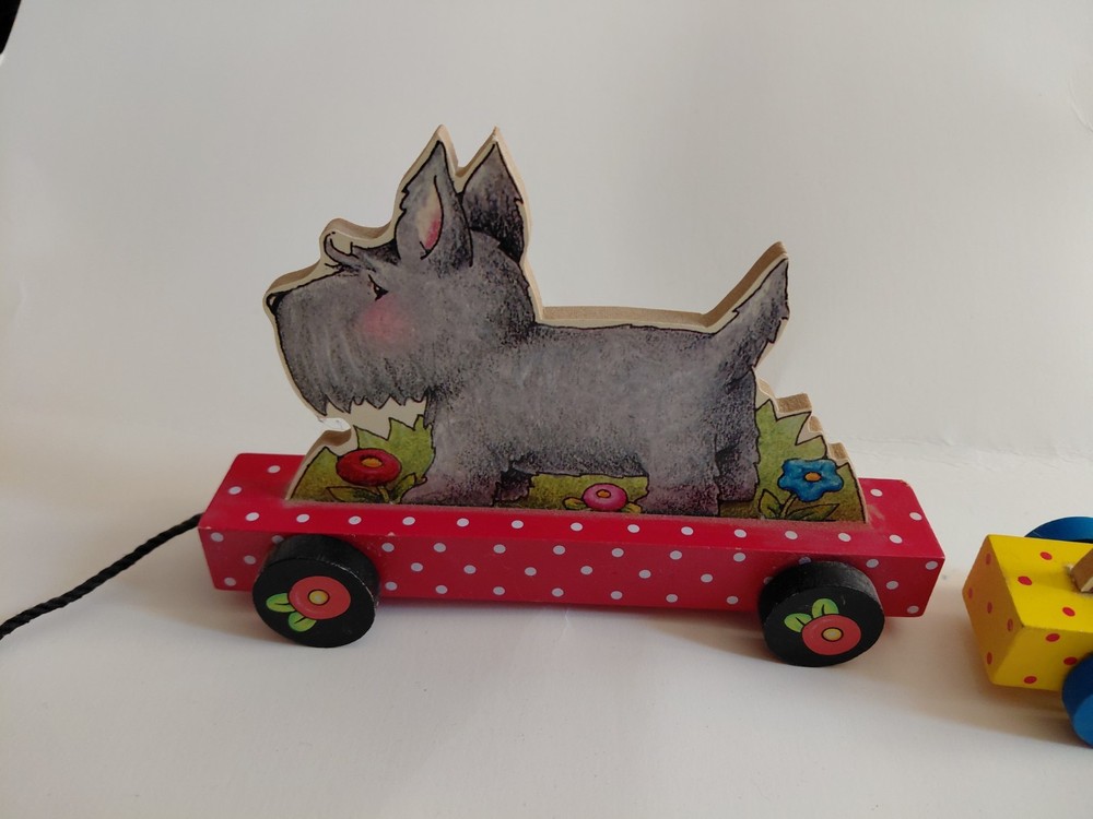 Mary Engelbriet Pull toys