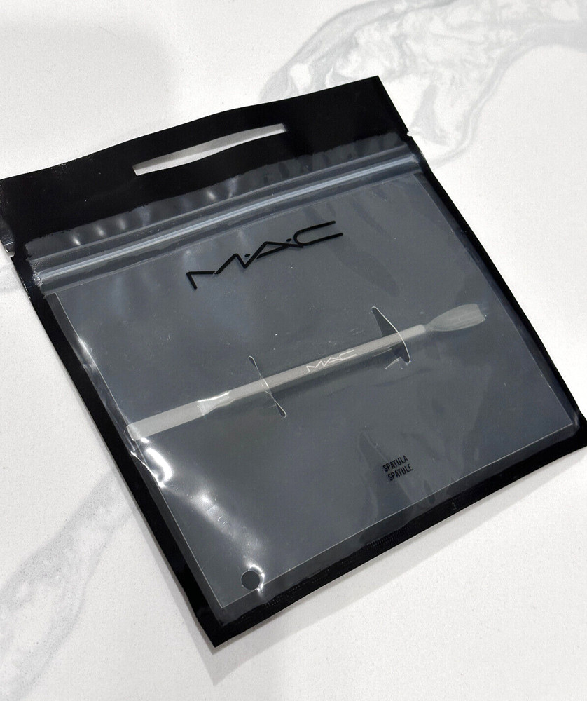 MAC Cosmetic Spatula