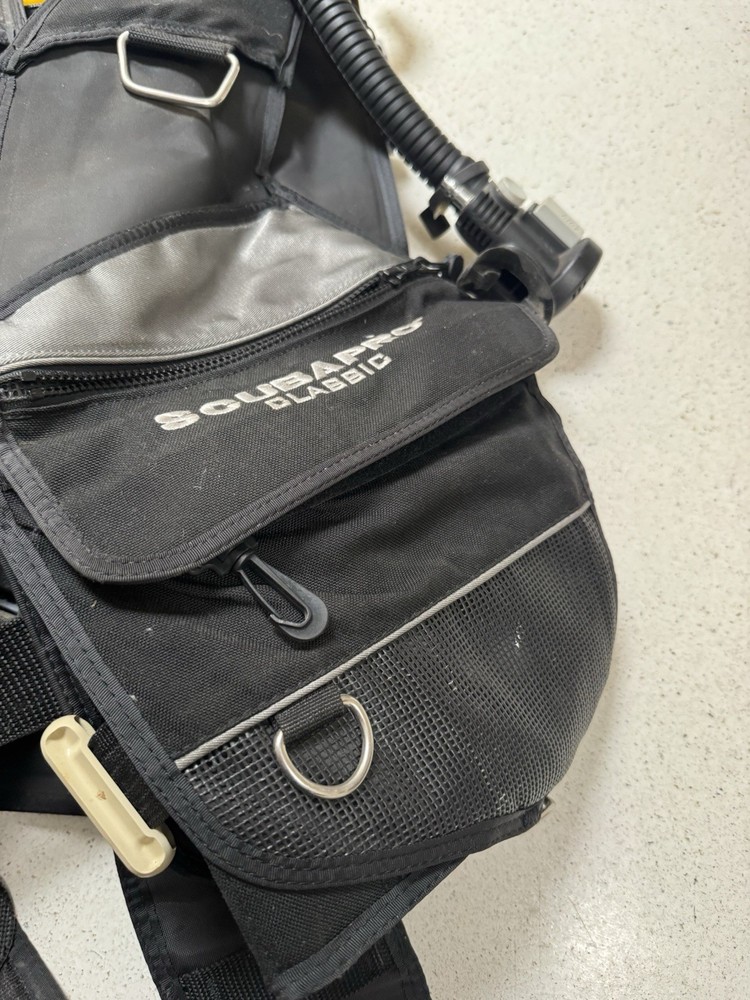 Scubapro Classic BCD size Medium with Buoyancy Weight