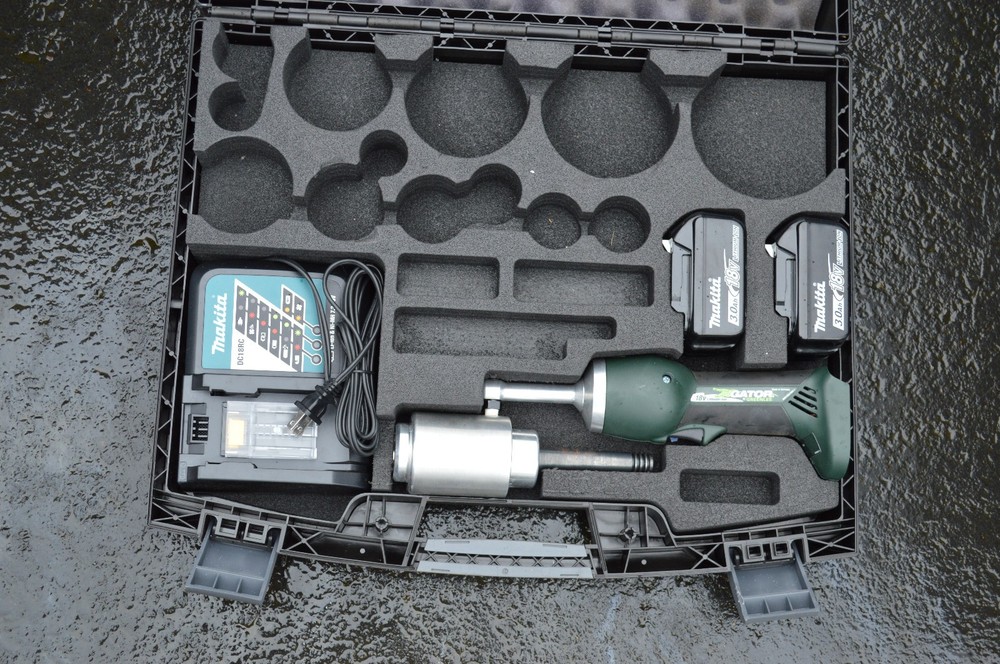 Greenlee LS100 Gator Punch Driver