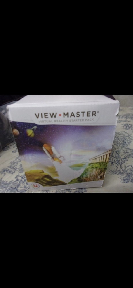 View-Master Virtual Reality Starter Pack Red/Black Smartphone VR Headset 6.0in
