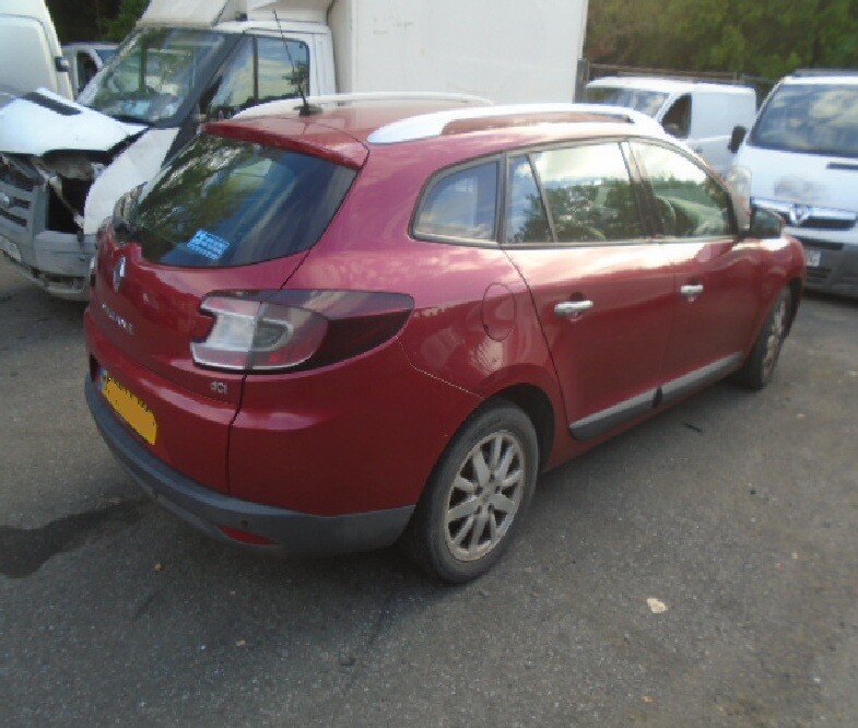 RENAULT MEGANE STEERING UJ 2009-2012