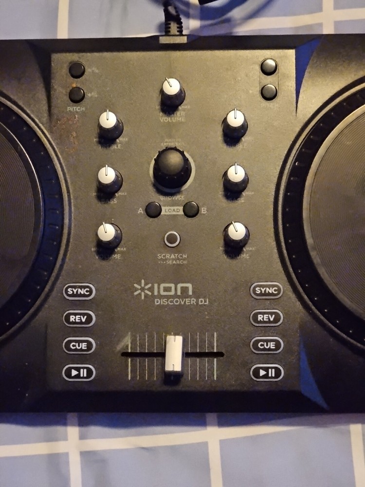 Ion Discover DJ Computer Turntable USB Controller for Mac PC No Software Working