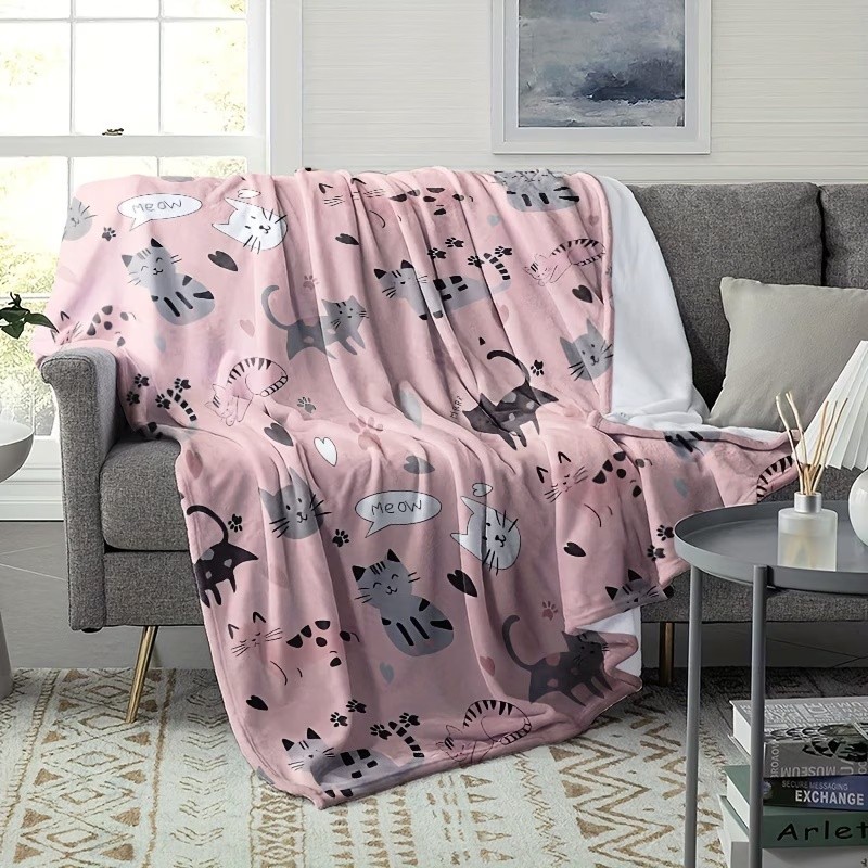 Cozy Cat-Themed Flannel Throw Blanket