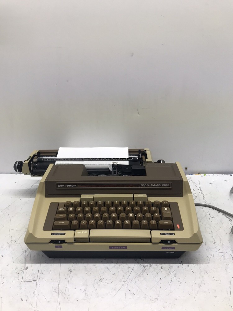 Smith Corona Electric Typewriter Coronamatic 2500