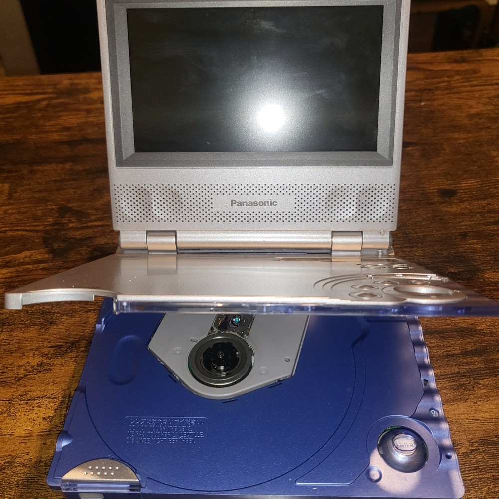 Panasonic Portable DVD Player DVD-LV60