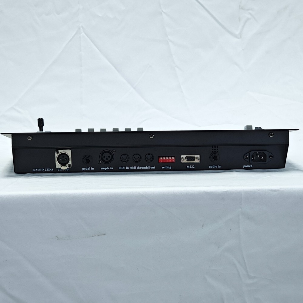 Pilot 2000 DMX Lighting Console Mixer Console Moving Par Light DMX Controller