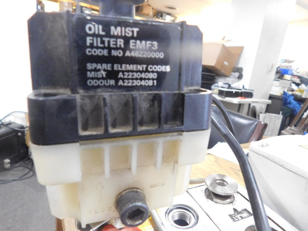 Edwards Model: E2M-1.5 Vacuum Pump w/ Starter Capacitor & EMF3 Oil Mist Filter