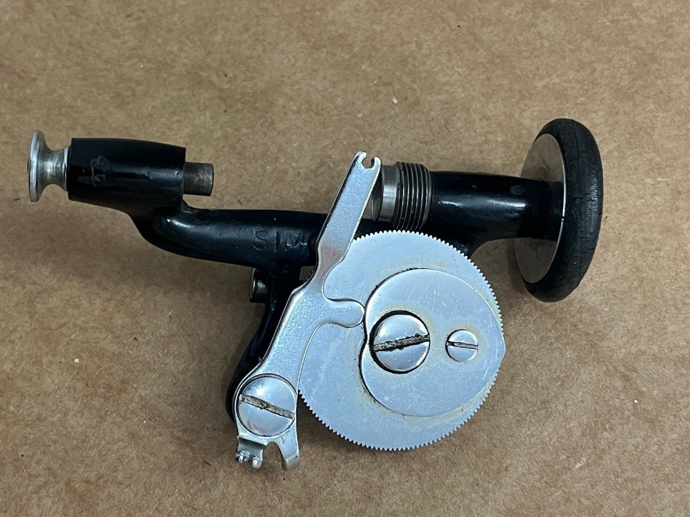 Singer 27k sewing machine Bobbin Winder