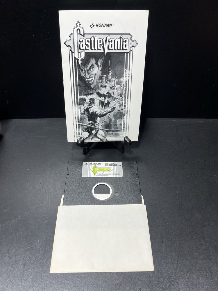 Castlevania (Commodore 64) RARE 1990 Konami Disk & Manual with Password Codes
