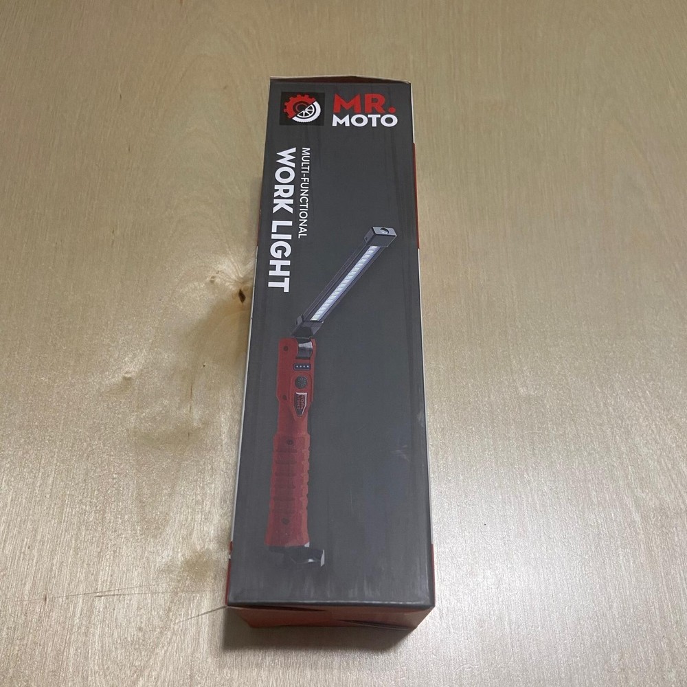 Mr. Moto Rechargeable Multi-Function Flip Strip Work Light 800 Lumen