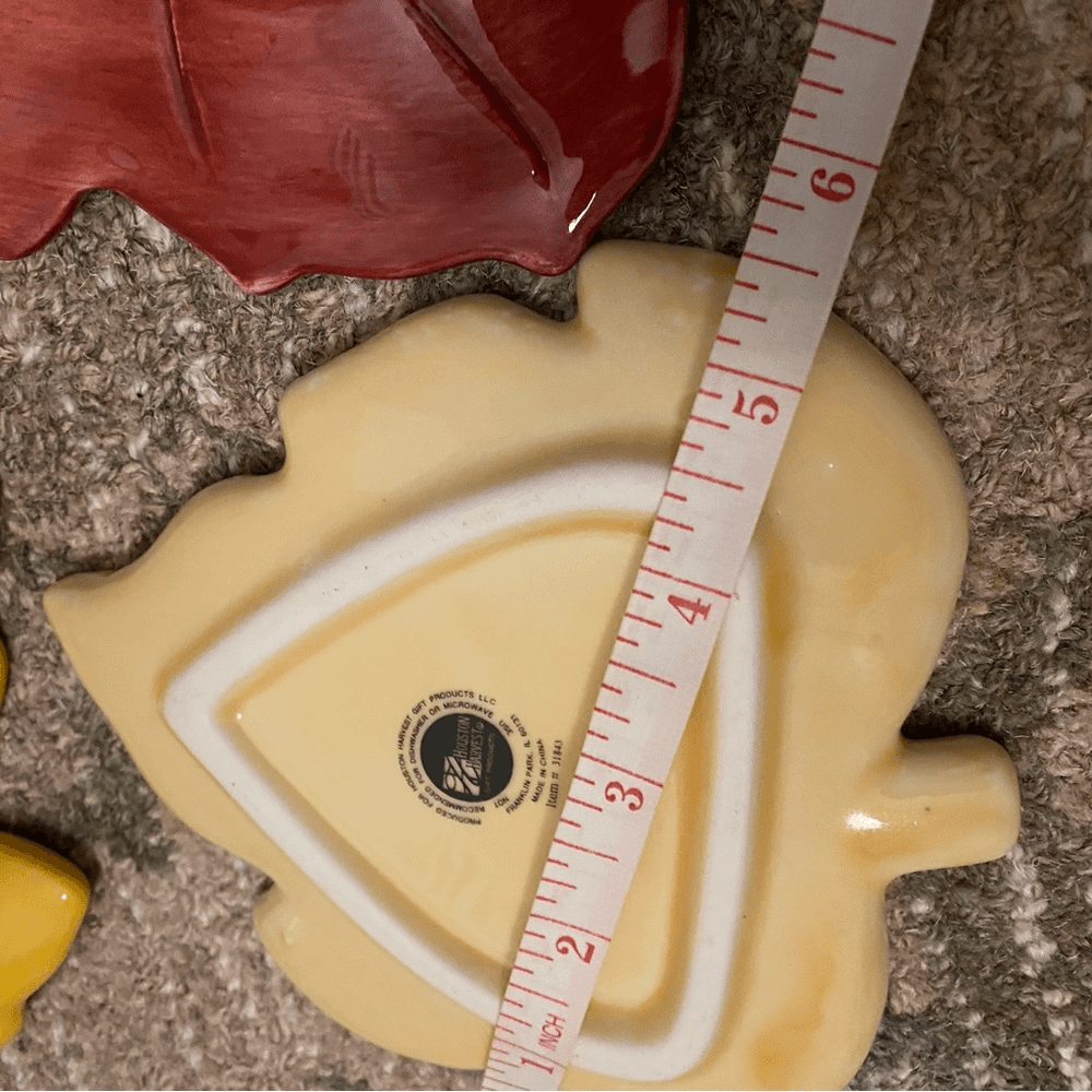 Simple Ceramic Set of Leaf Decor