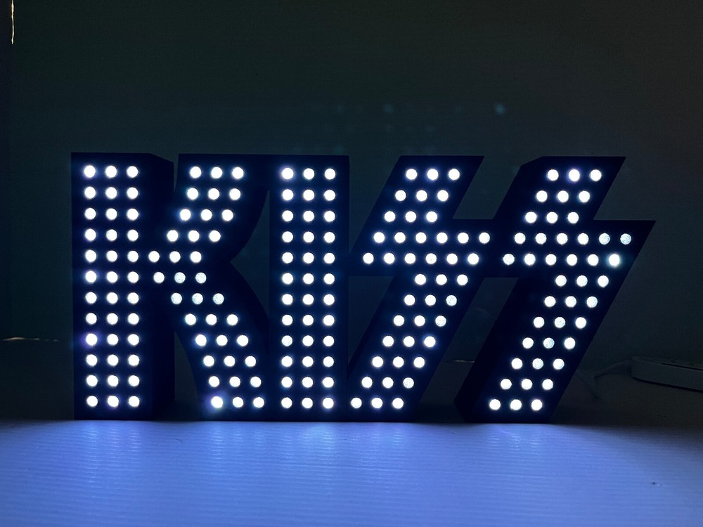 KISS ALIVE light box v7 with Govee RGBIC LED colored lights