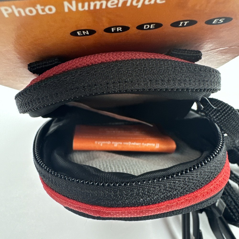 Lowepro Spectrum 10 RED Compact Digital Camera Pouch Small Case Bag NEW