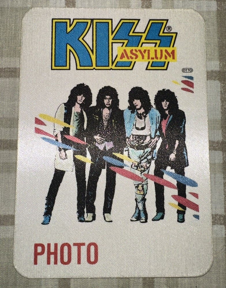 KISS backstage pass satin cloth sticker Asylum Tour AUTHENTIC PHOTO Rare Unused!
