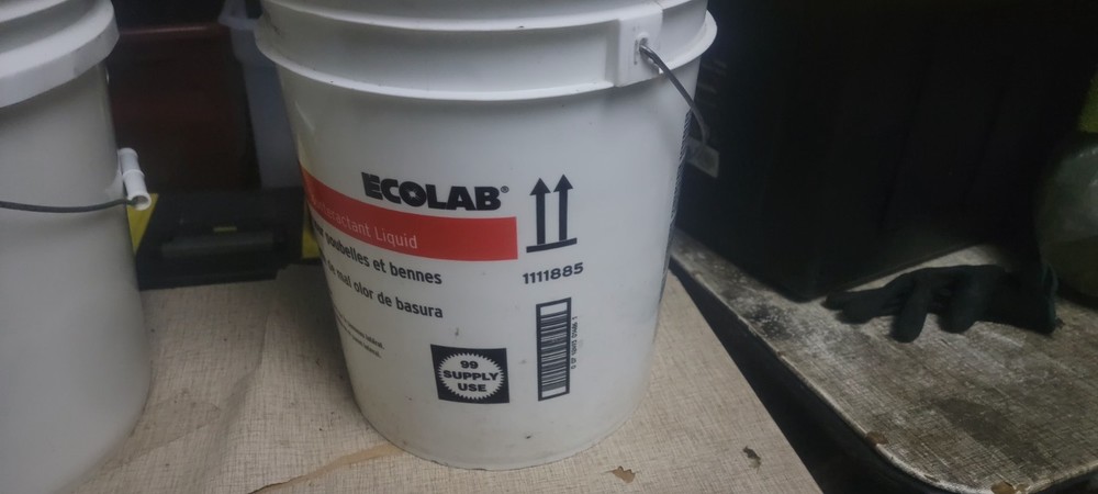 ECOLAB 5 Gal Bucket Garbage Dumpster Food Waste Oder Concentrat Counteractant