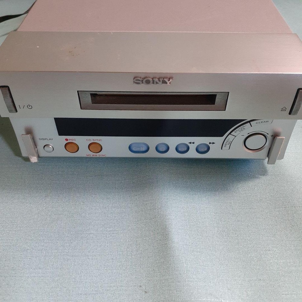 Sony MDS-SD1 MiniDisc MD/CD Deck Player/Recorder function has not tested as JUNK