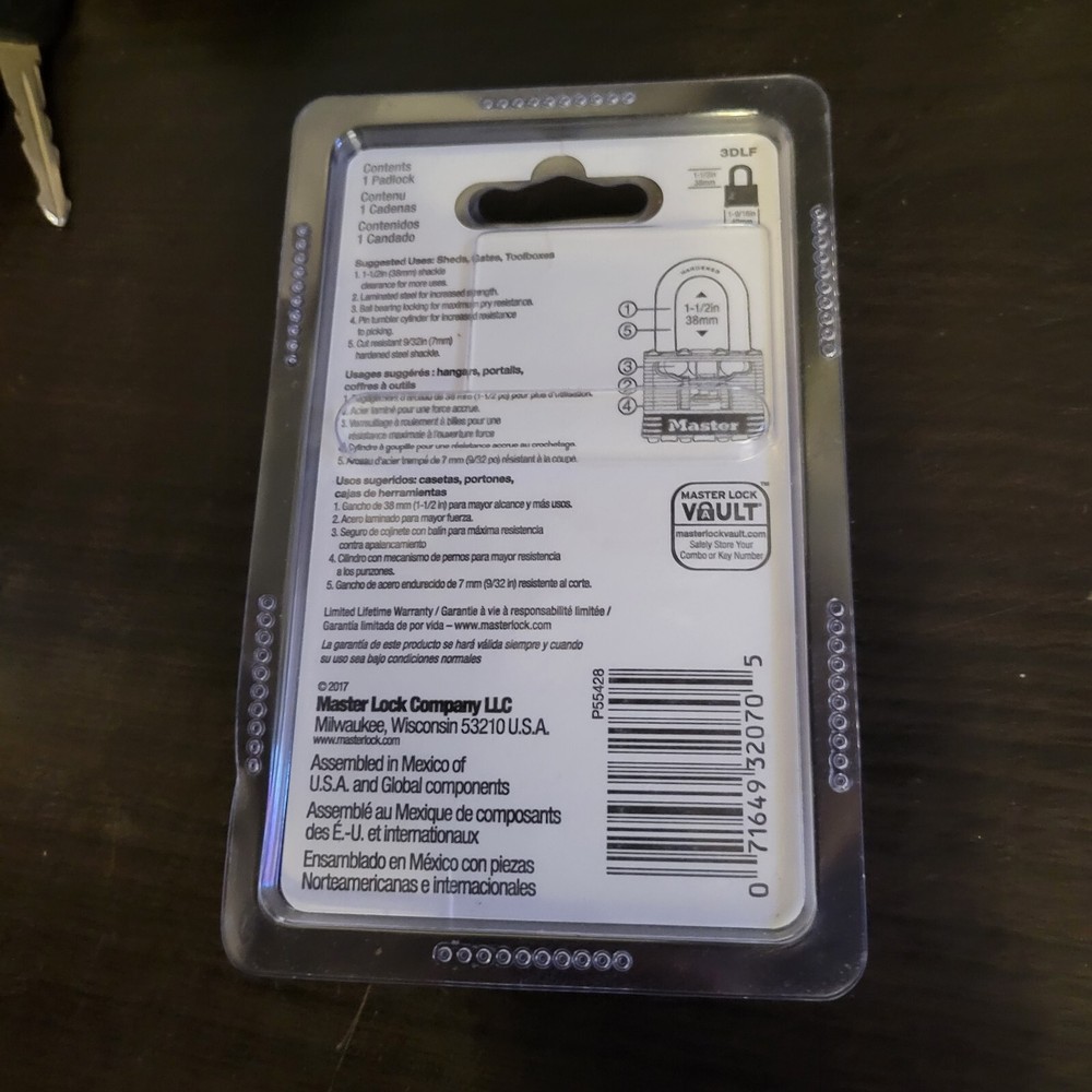 Master Lock Padlock 1 1/2" 3DLF