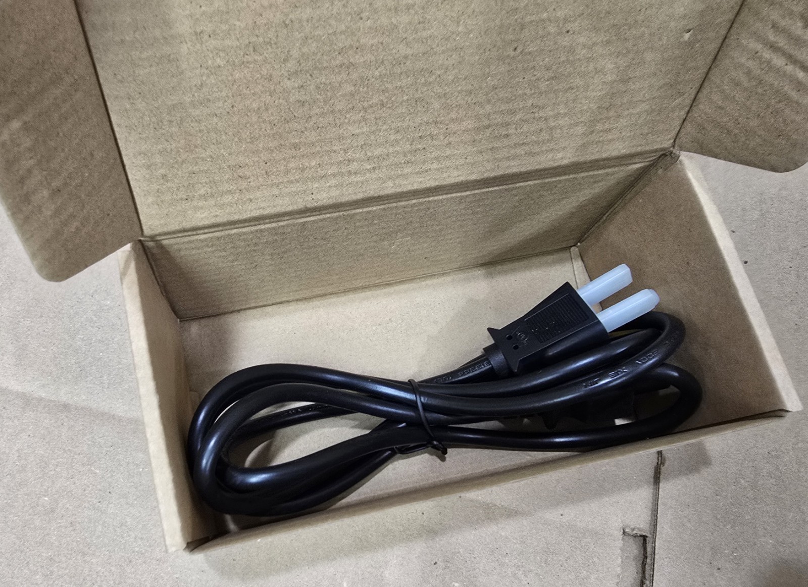 Brand New Siklu PoE Injector 60W (100-240 VAC) G0566-550-109/US