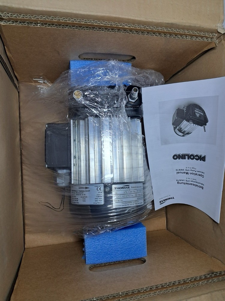 THOMAS VTE 3 Rotary Vane Vacuum Pump