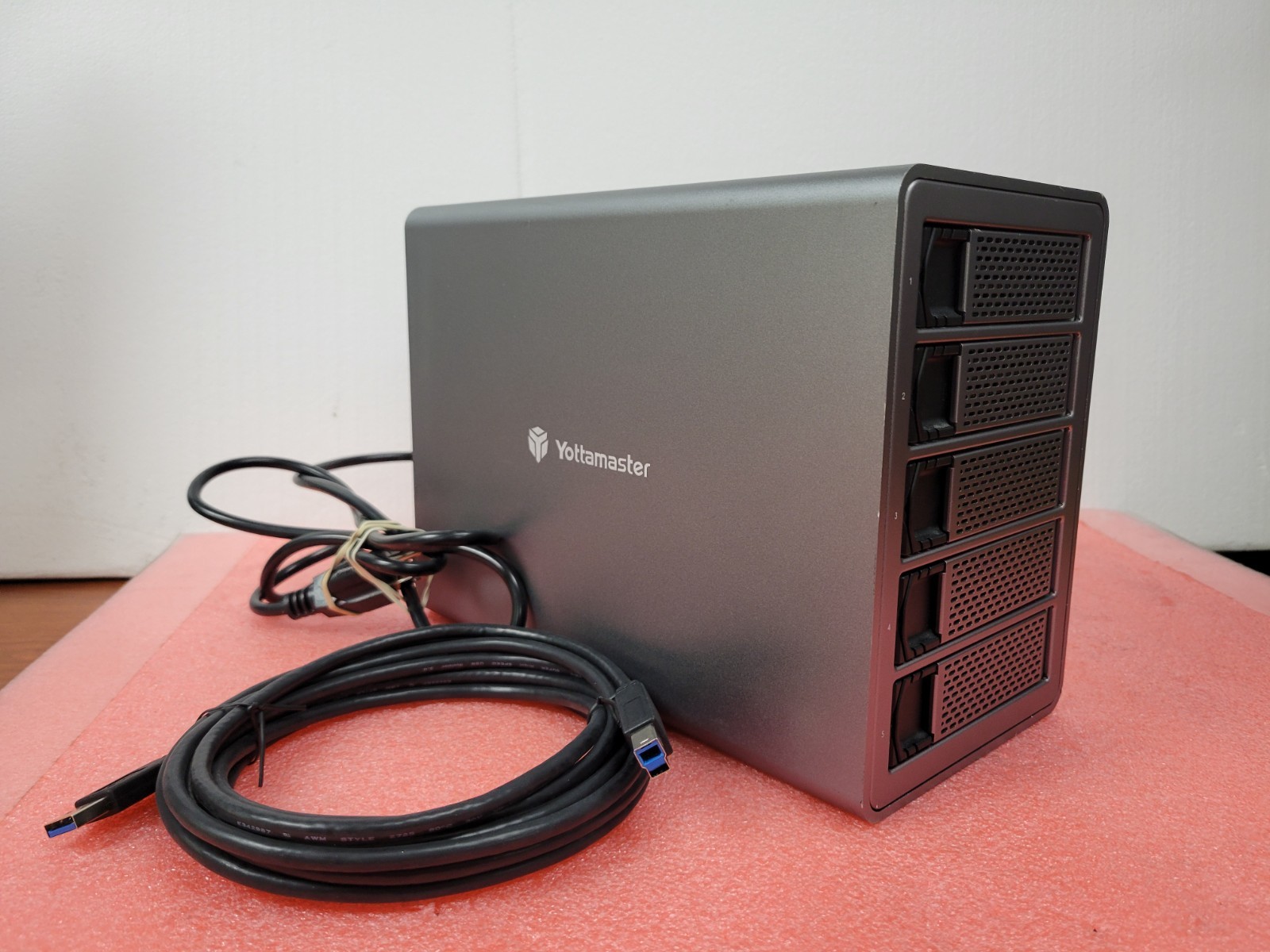 Yottamaster 5 Bay External Hard Drive Enclosure FS5 150W 10Gbps USB3.0 | C240