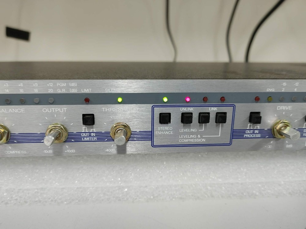 Aphex Compellor 320a Compressor