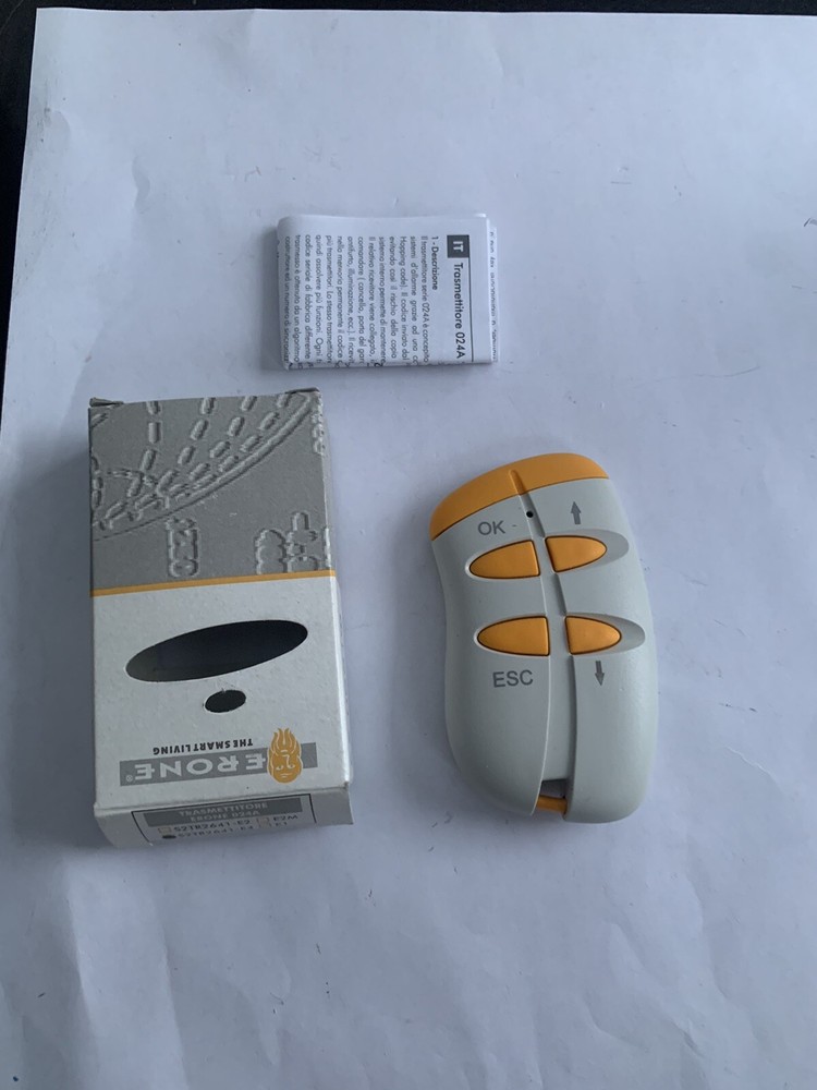 ERONE E4 024A S2TR2641-E4 Remote Button 433.92 MHz 4 Channel Mini Transmitter