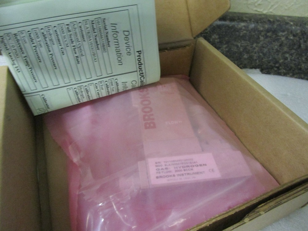 Brooks Instruments Smart Mass Controller Hydrogen SLA7820A1EGG1B1A1 SLA7820A