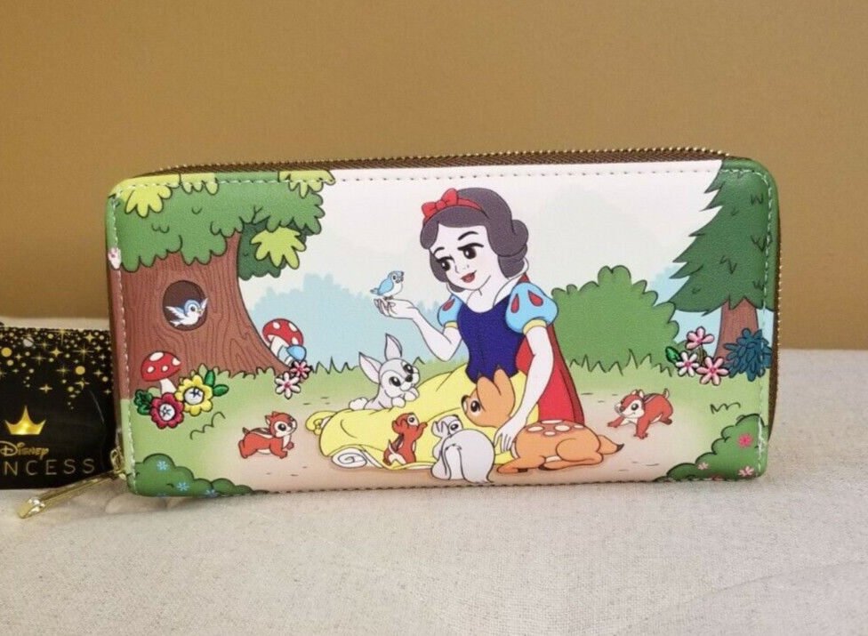 Loungefly Disney Princess Snow White & The Seven Dwarfs Wallet zip around NEW