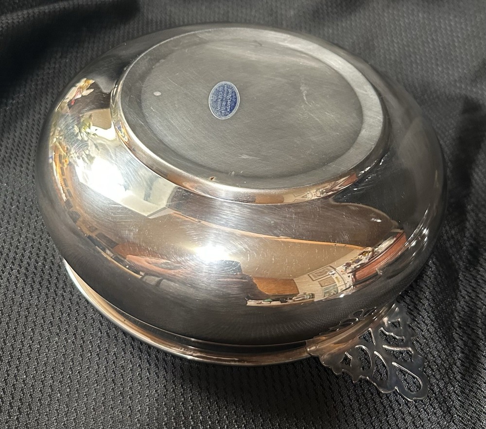 REED & BARTON Silverplate Covered Serving Dish With Pyrex Glass Insert VTG MCM