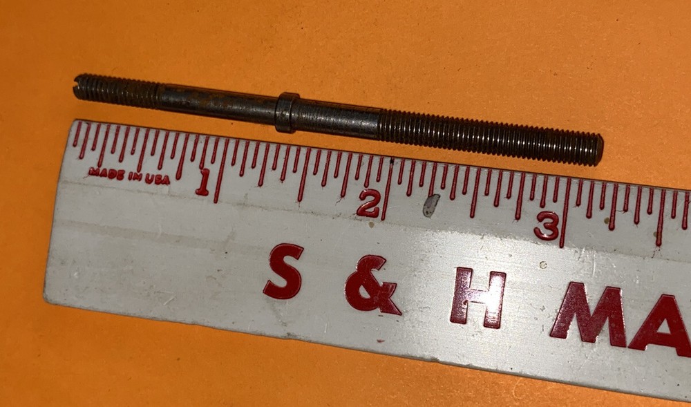 *USED* 01-1134-0-000-REECE-SCREW/TORNILLO (BRAKE STUD)-FREE SHIPPING*