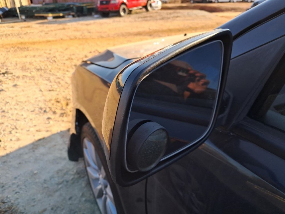 LANCERMIT 2010 Glove Box 4858262