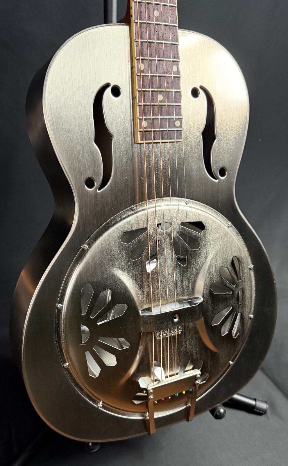 Gretsch G9221 Bobtail Steel Body Round Neck Resonator Guitar w Fishman Nashville