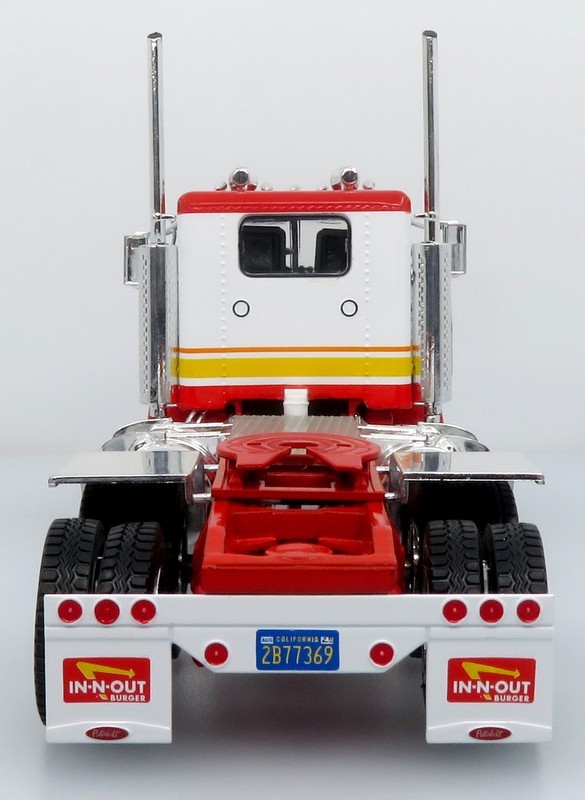 1:43 Peterbilt 359 Tractor Trailer: In-N-Out Burger