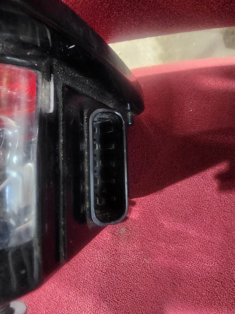 Grote 5377-70 Tail Light Take-Off 3 Stud