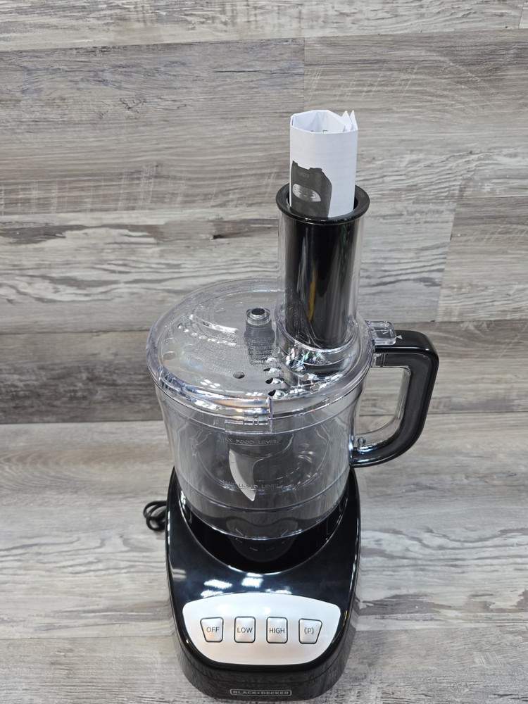 Black & Decker 8 Cup Food Processor FP4100B 450 Watt (NEVER USED)